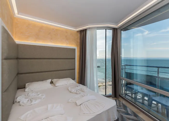 Sunny Bay Hotel Pomorie